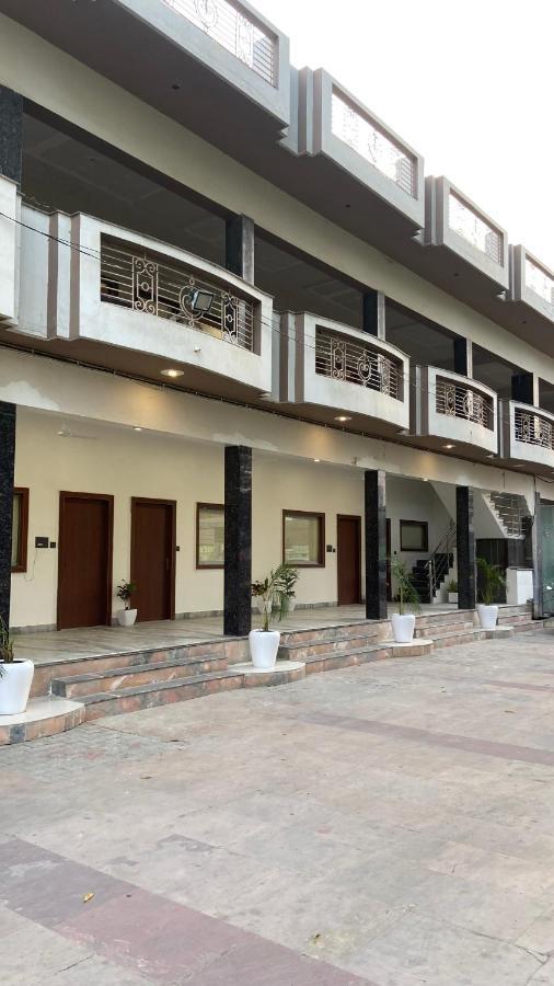 The Kedar Resort Mathura Exterior photo