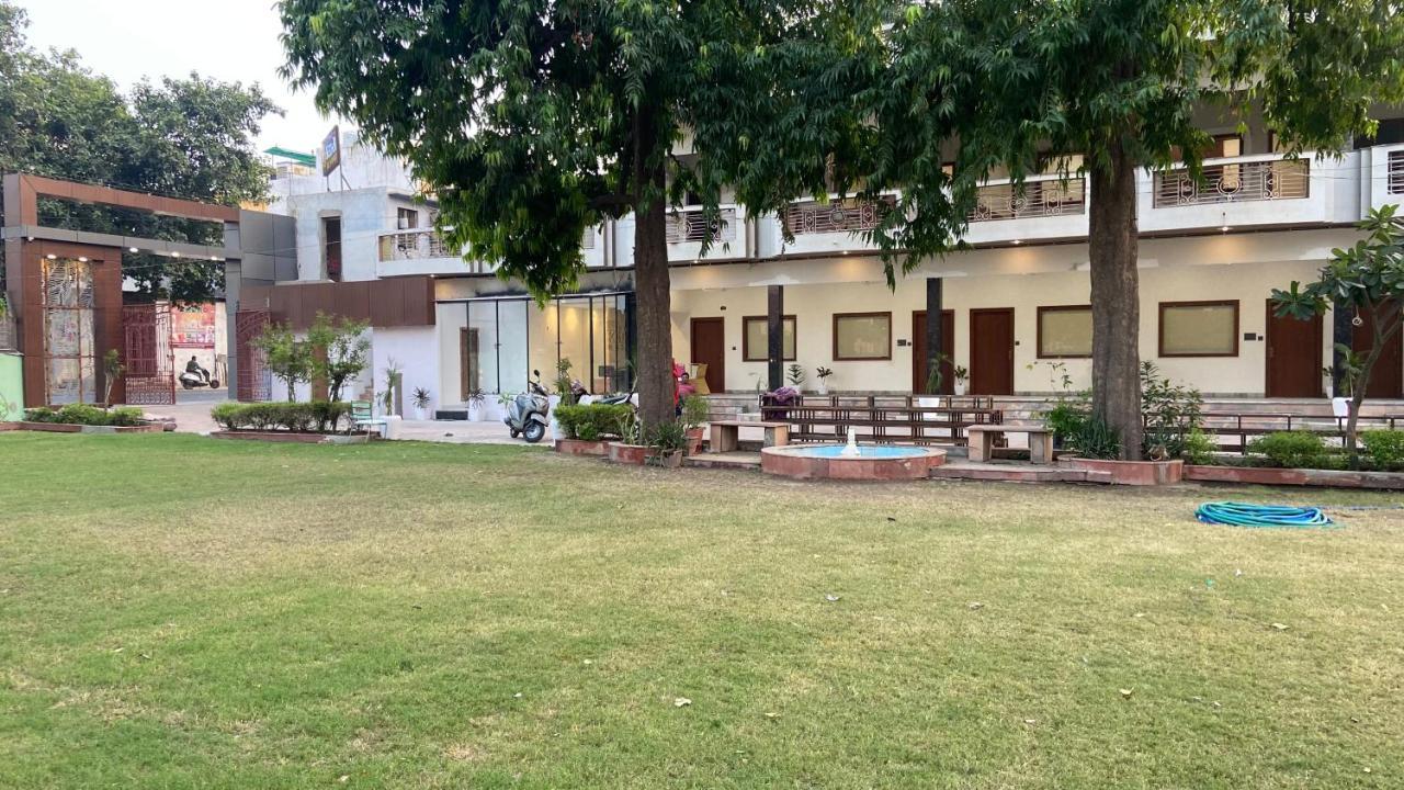 The Kedar Resort Mathura Exterior photo