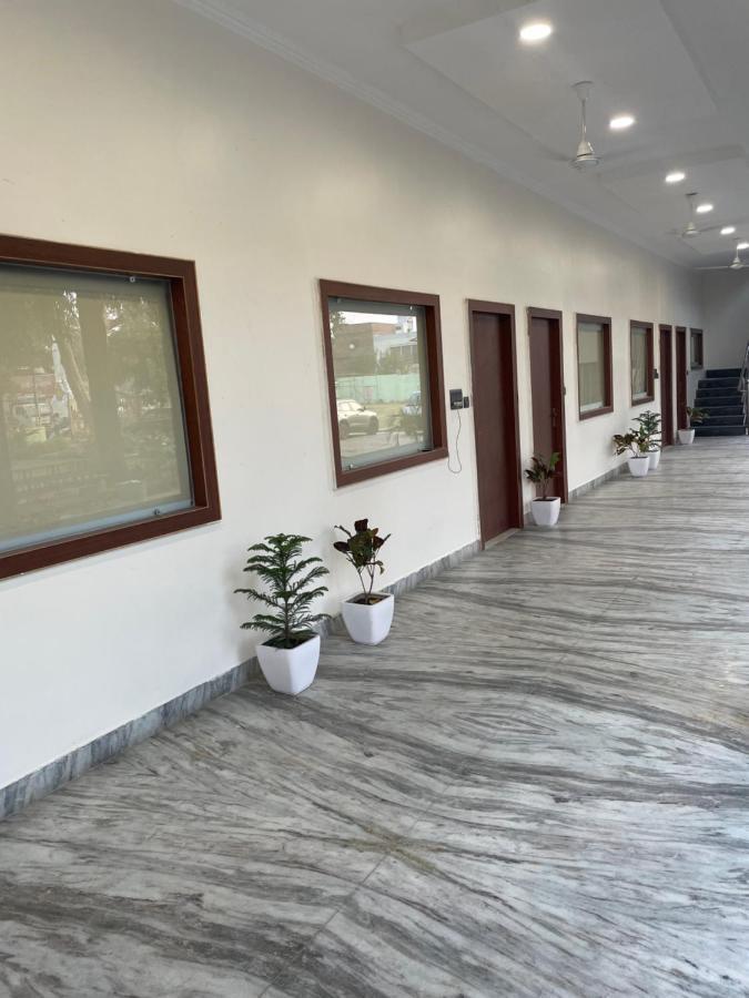 The Kedar Resort Mathura Exterior photo
