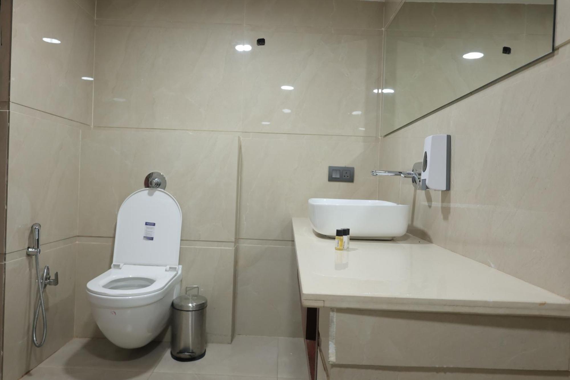 The Kedar Resort Mathura Exterior photo