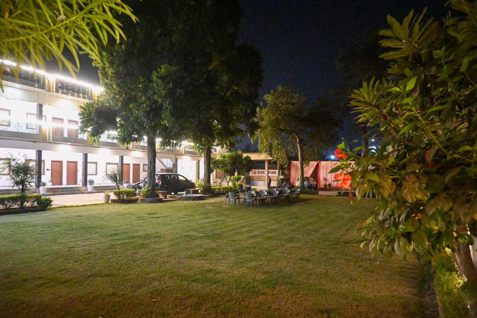 The Kedar Resort Mathura Exterior photo